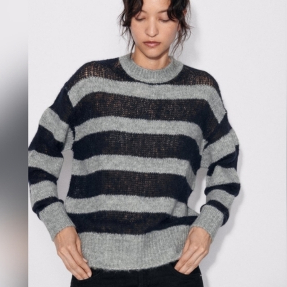 ZARA Stripe Sweater - Picture 4 of 5